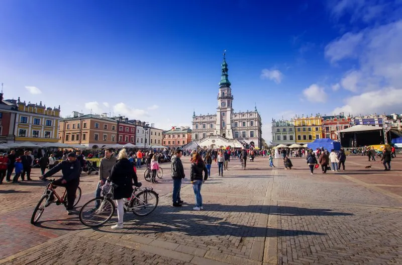 Jakie atrakcje można zobaczyć w Zamościu?